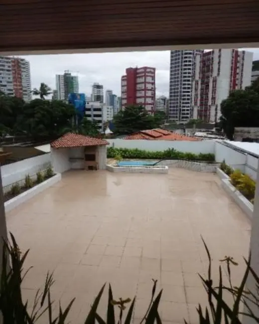 Apartamento com 4 quartos à venda, 240m2 em Derby, Recife - PE - imagem 7 Foto 7 de Apartamento com 4 quartos à venda, 240m2 em Derby, Recife - PE