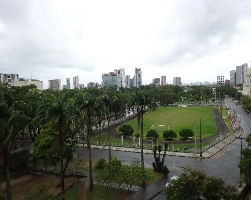 Apartamento com 4 quartos à venda, 240m2 em Derby, Recife - PE - imagem 6 Foto 6 de Apartamento com 4 quartos à venda, 240m2 em Derby, Recife - PE