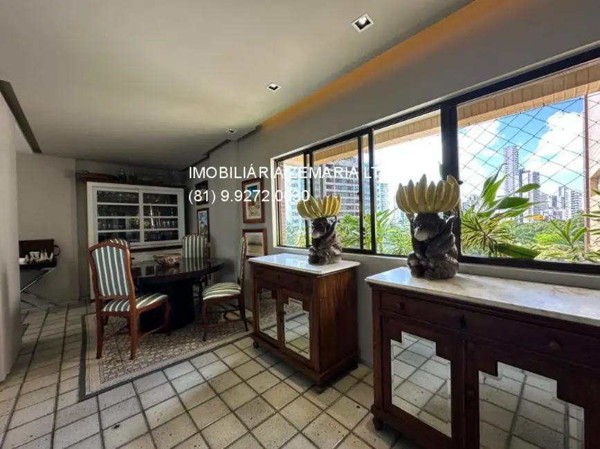 Foto 5 de Apartamento com 4 quartos à venda, 245m2 em Casa Forte, Recife - PE