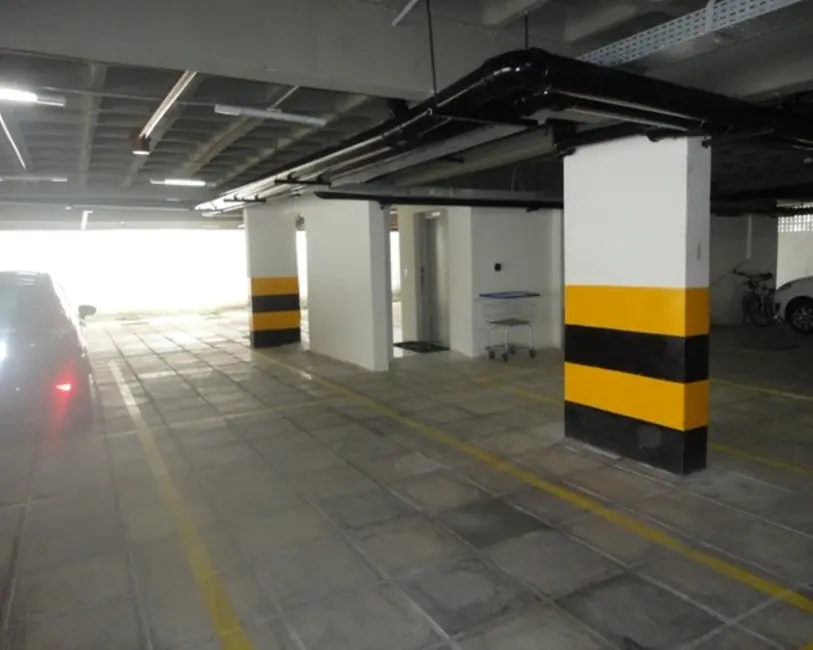 Foto 3 de Apartamento com 2 quartos à venda, 48m2 em Casa Amarela, Recife - PE