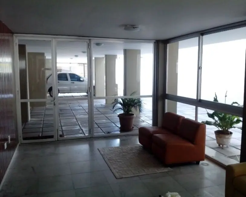 Foto 3 de Apartamento com 3 quartos à venda, 130m2 em Torre, Recife - PE