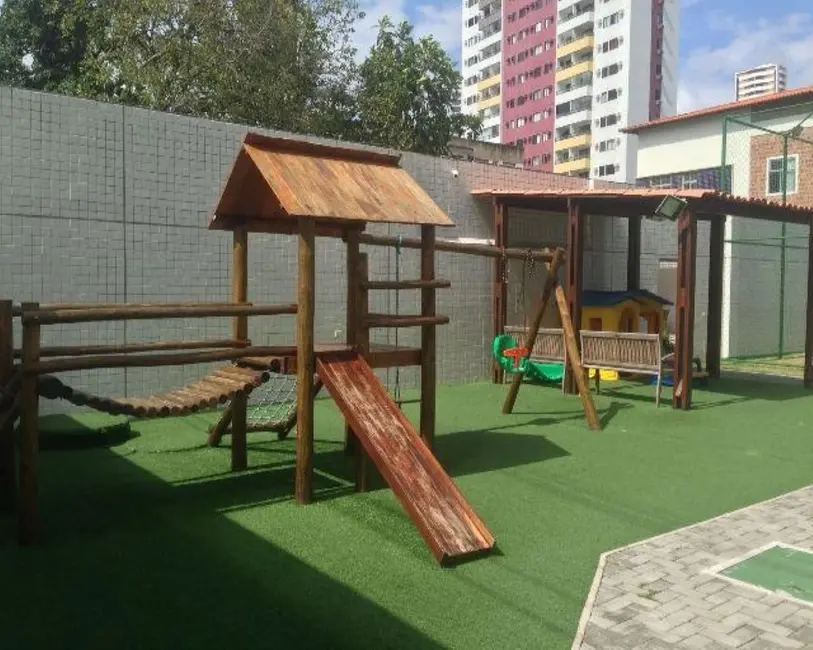 Foto 4 de Apartamento com 3 quartos à venda, 130m2 em Casa Amarela, Recife - PE