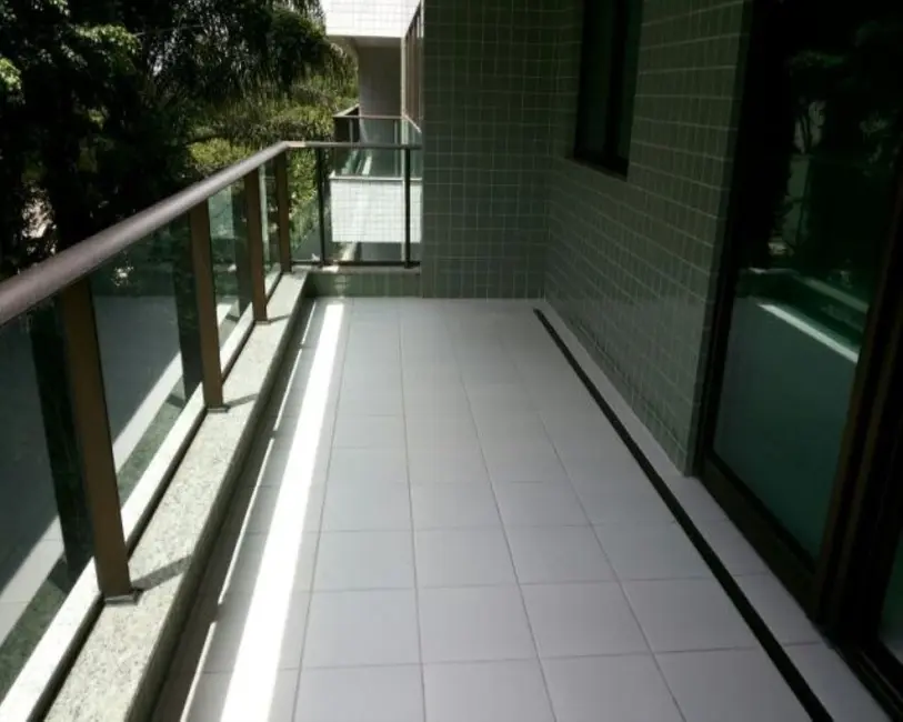 Foto 2 de Apartamento com 4 quartos à venda, 150m2 em Apipucos, Recife - PE