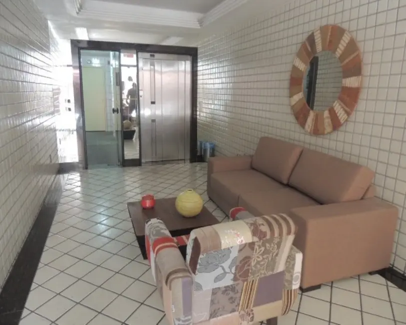 Foto 3 de Apartamento com 4 quartos à venda, 145m2 em Aflitos, Recife - PE