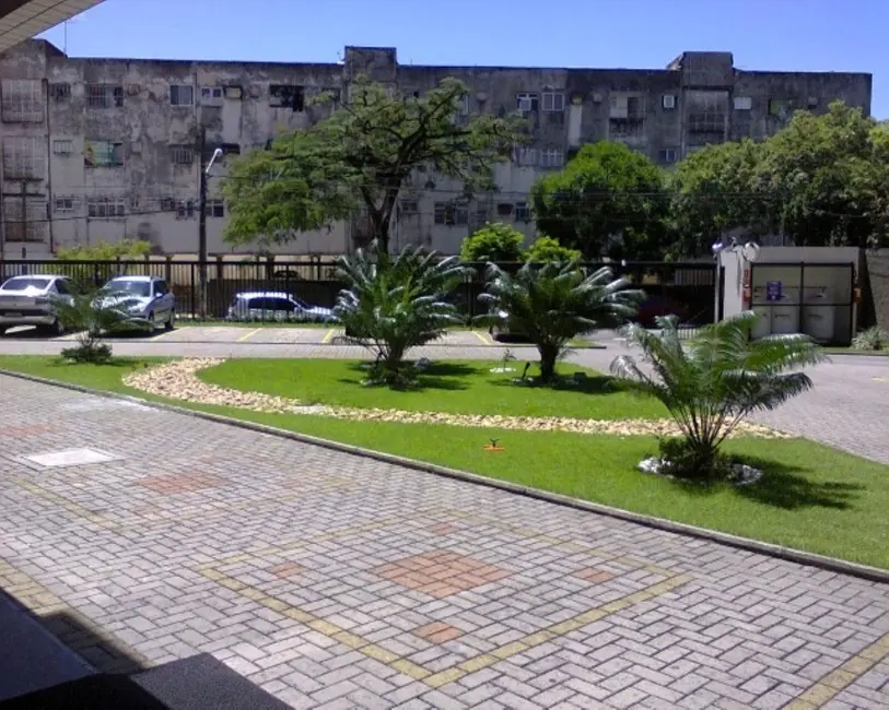 Foto 6 de Apartamento com 3 quartos à venda, 82m2 em Campo Grande, Recife - PE