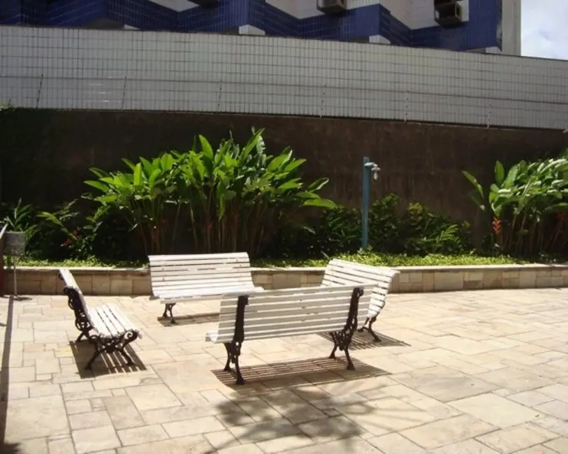 Apartamento com 3 quartos à venda, 140m2 em Parnamirim, Recife - PE - imagem 3 Foto 3 de Apartamento com 3 quartos à venda, 140m2 em Parnamirim, Recife - PE