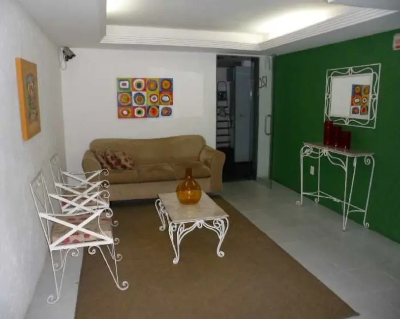 Foto 6 de Apartamento com 2 quartos à venda, 67m2 em Aflitos, Recife - PE
