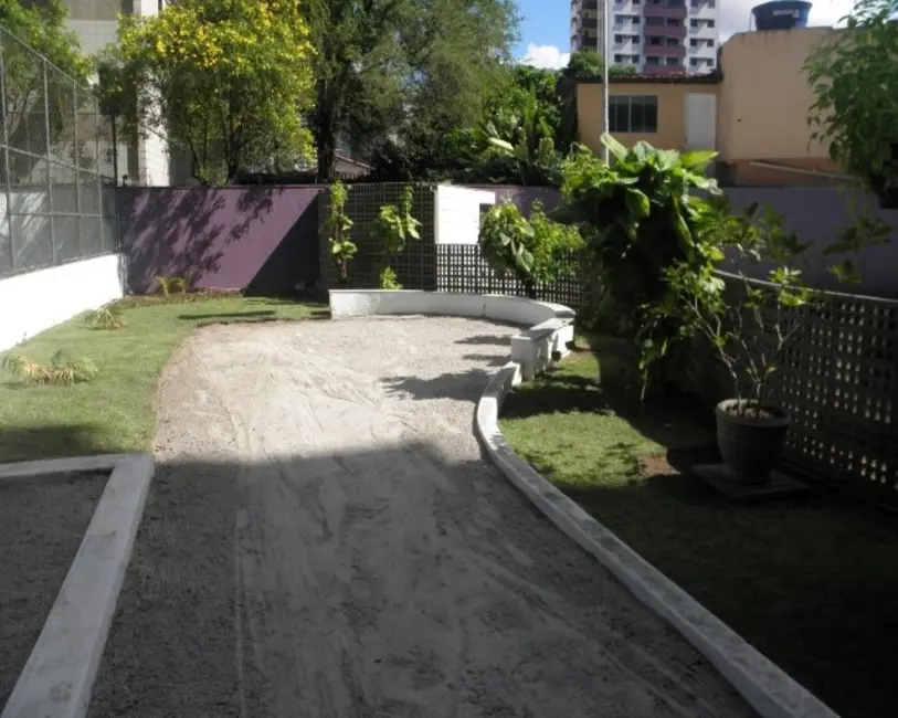 Foto 4 de Apartamento com 4 quartos à venda, 250m2 em Casa Forte, Recife - PE
