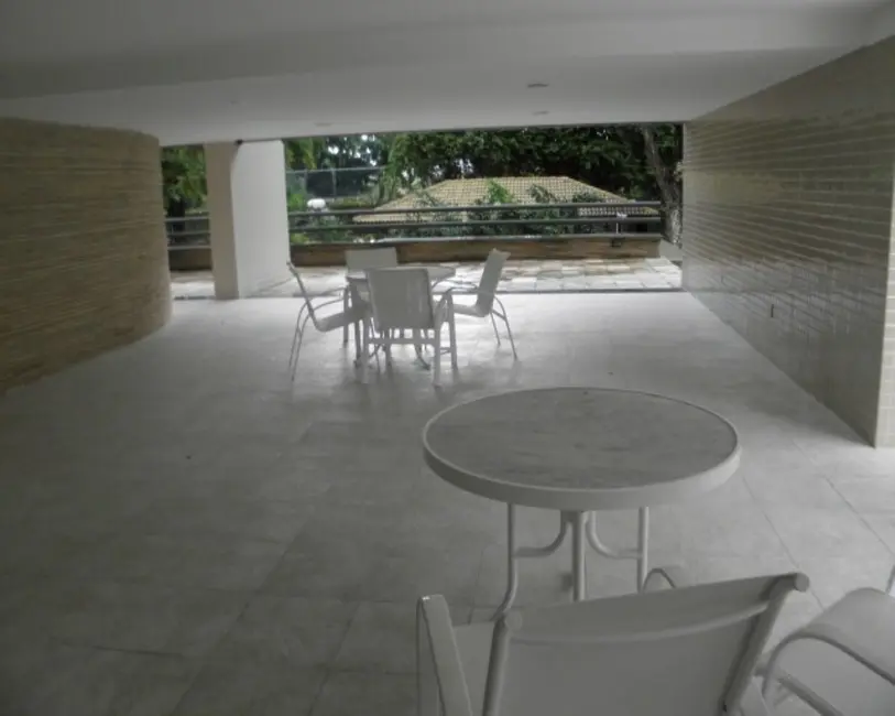 Foto 6 de Apartamento com 4 quartos à venda, 245m2 em Apipucos, Recife - PE