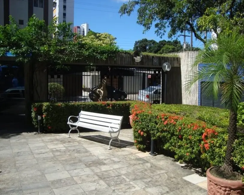 Foto 3 de Apartamento com 3 quartos à venda, 120m2 em Aflitos, Recife - PE