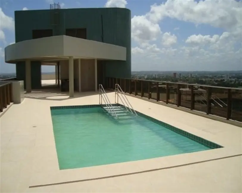 Foto 5 de Apartamento com 4 quartos à venda, 200m2 em Casa Forte, Recife - PE