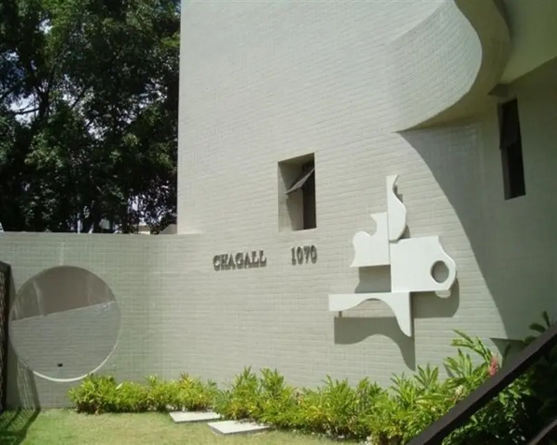 Foto 1 de Apartamento com 4 quartos à venda, 200m2 em Casa Forte, Recife - PE
