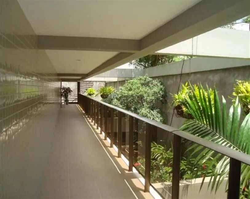 Foto 3 de Apartamento com 4 quartos à venda, 200m2 em Casa Forte, Recife - PE