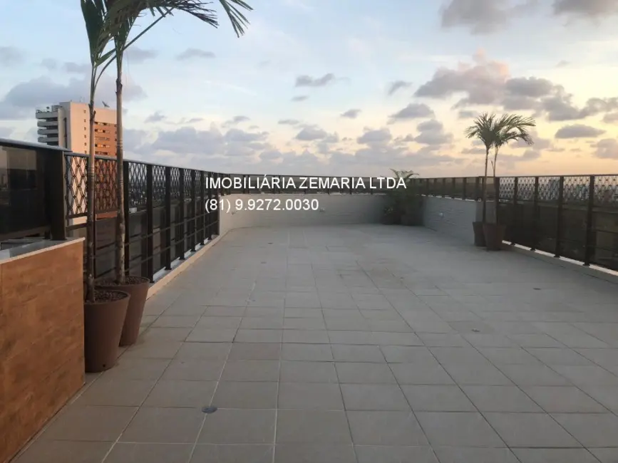 Foto 6 de Apartamento com 4 quartos à venda, 200m2 em Casa Forte, Recife - PE