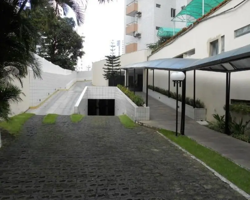 Foto 9 de Apartamento com 4 quartos à venda, 141m2 em Espinheiro, Recife - PE