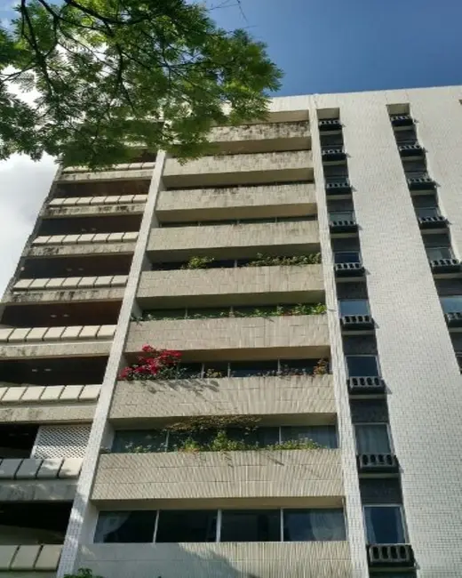 Foto 1 de Apartamento com 4 quartos à venda, 250m2 em Derby, Recife - PE