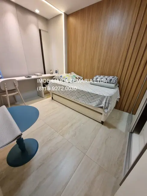 Foto 9 de Apartamento com 4 quartos à venda, 124m2 em Jaqueira, Recife - PE
