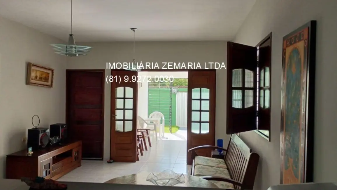 Foto 2 de Casa com 6 quartos à venda, 190m2 em Várzea, Recife - PE
