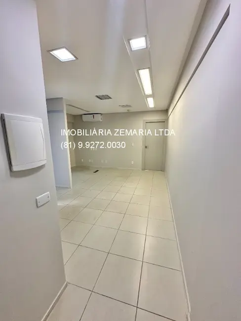 Sala Comercial à venda, 57m2 em Boa Viagem, Recife - PE - imagem 2 Foto 2 de Sala Comercial à venda, 57m2 em Boa Viagem, Recife - PE