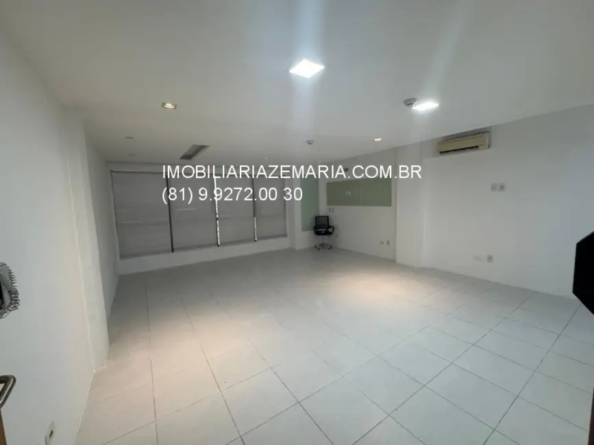 Foto 3 de Sala Comercial para alugar, 105m2 em Ilha do Leite, Recife - PE