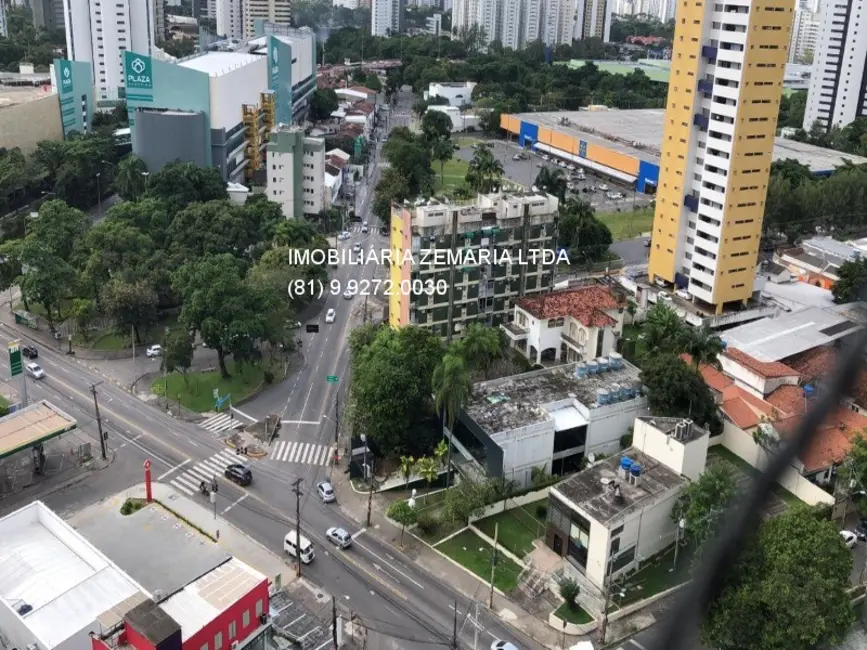 Foto 2 de Apartamento com 5 quartos à venda, 200m2 em Casa Forte, Recife - PE