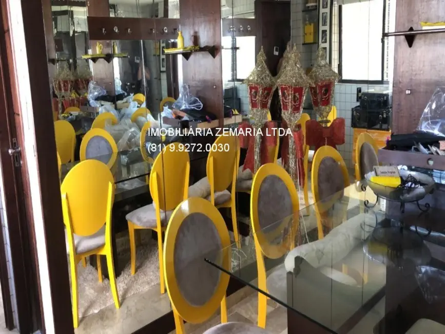 Foto 3 de Apartamento com 5 quartos à venda, 200m2 em Casa Forte, Recife - PE