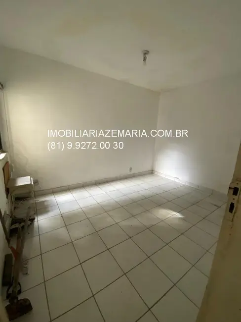 Casa com 3 quartos à venda, 400m2 em Madalena, Recife - PE - imagem 3 Foto 3 de Casa com 3 quartos à venda, 400m2 em Madalena, Recife - PE