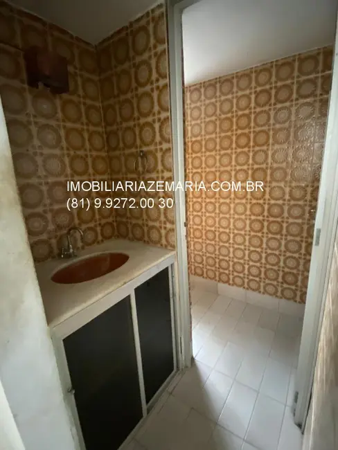 Casa com 3 quartos à venda, 400m2 em Madalena, Recife - PE - imagem 5 Foto 5 de Casa com 3 quartos à venda, 400m2 em Madalena, Recife - PE