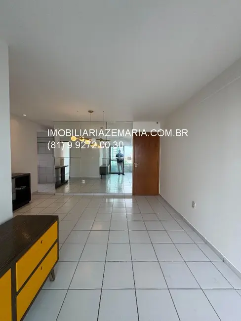 Foto 2 de Apartamento com 3 quartos à venda, 79m2 em Madalena, Recife - PE