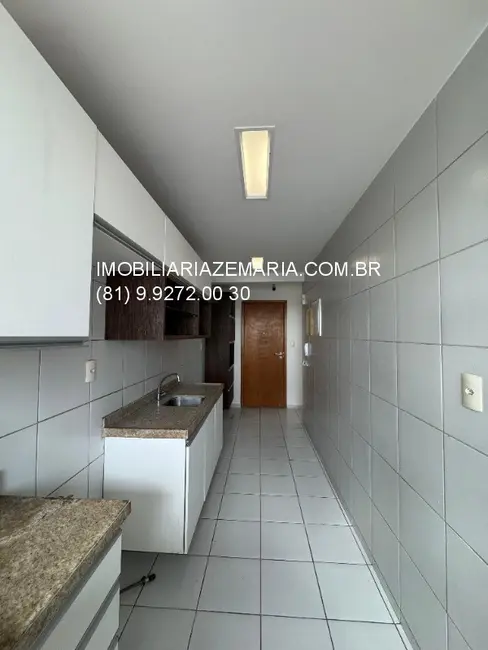 Foto 4 de Apartamento com 3 quartos à venda, 79m2 em Madalena, Recife - PE