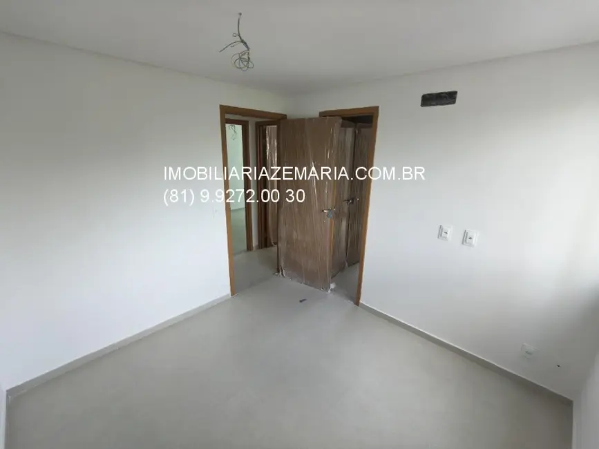 Foto 4 de Apartamento com 4 quartos à venda, 135m2 em Casa Forte, Recife - PE