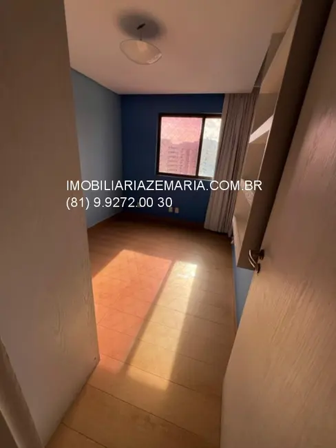 Foto 8 de Apartamento com 4 quartos à venda, 209m2 em Torre, Recife - PE