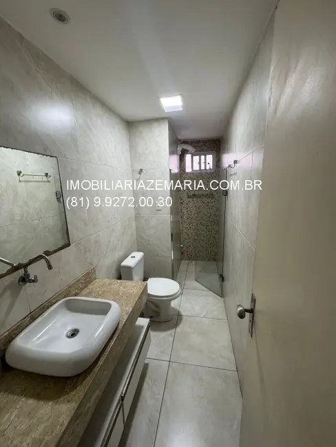 Casa com 4 quartos à venda, 350m2 em Parnamirim, Recife - PE - imagem 3 Foto 3 de Casa com 4 quartos à venda, 350m2 em Parnamirim, Recife - PE
