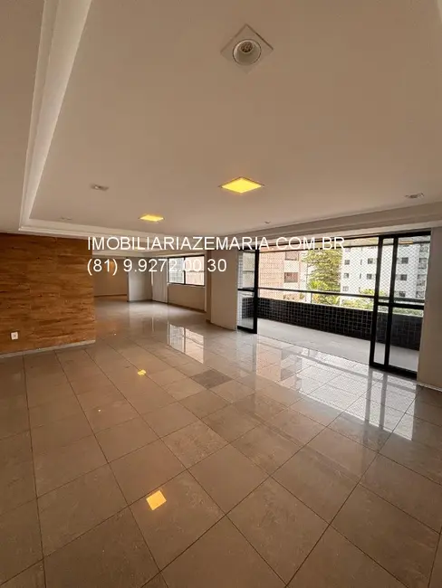 Foto 2 de Apartamento com 3 quartos à venda, 230m2 em Apipucos, Recife - PE