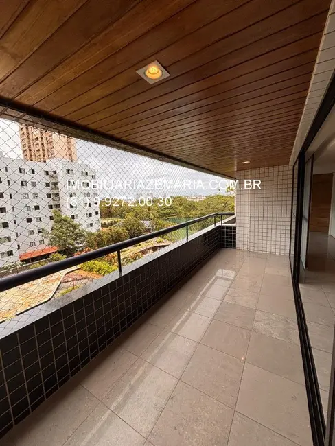 Foto 1 de Apartamento com 3 quartos à venda, 230m2 em Apipucos, Recife - PE