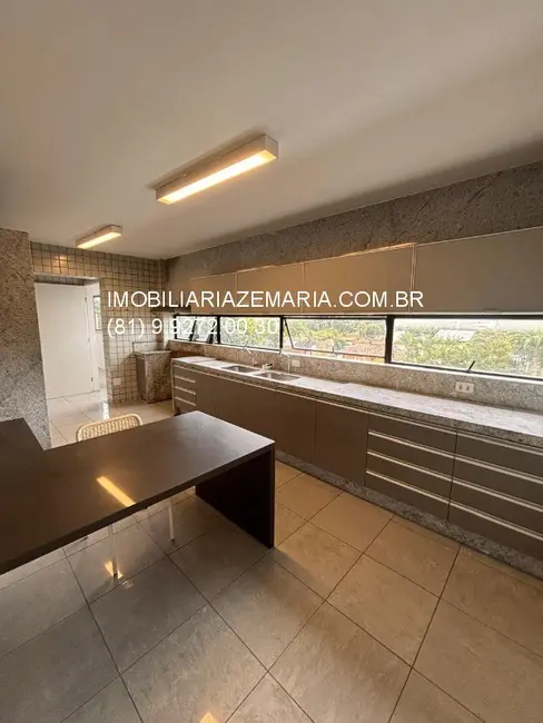 Foto 4 de Apartamento com 3 quartos à venda, 230m2 em Apipucos, Recife - PE
