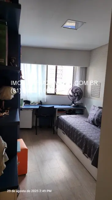 Foto 3 de Apartamento com 4 quartos à venda, 153m2 em Madalena, Recife - PE