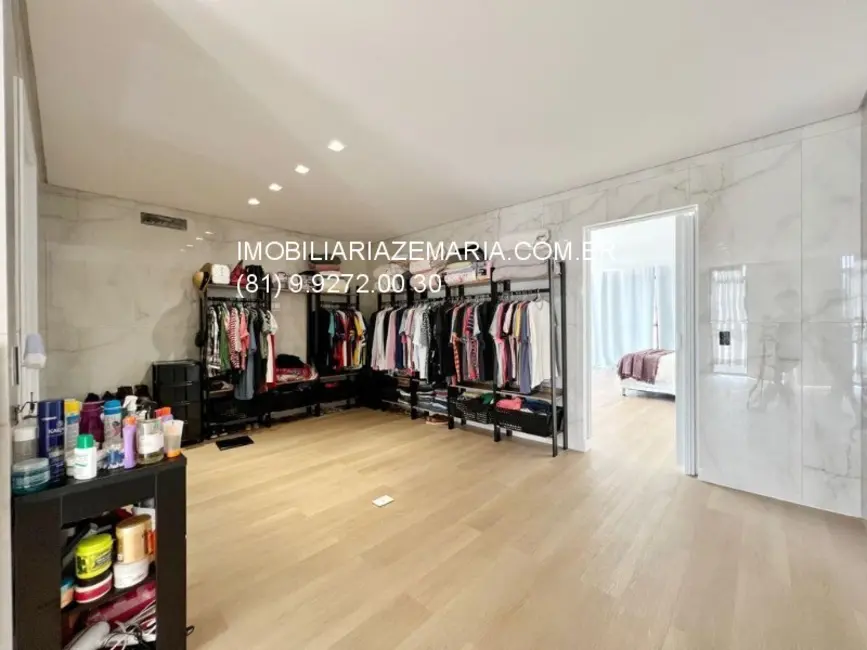 Casa com 4 quartos à venda, 660m2 em Várzea, Recife - PE - imagem 9 Foto 9 de Casa com 4 quartos à venda, 660m2 em Várzea, Recife - PE