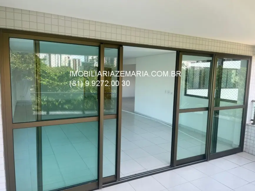 Foto 7 de Apartamento com 4 quartos à venda, 230m2 em Torre, Recife - PE