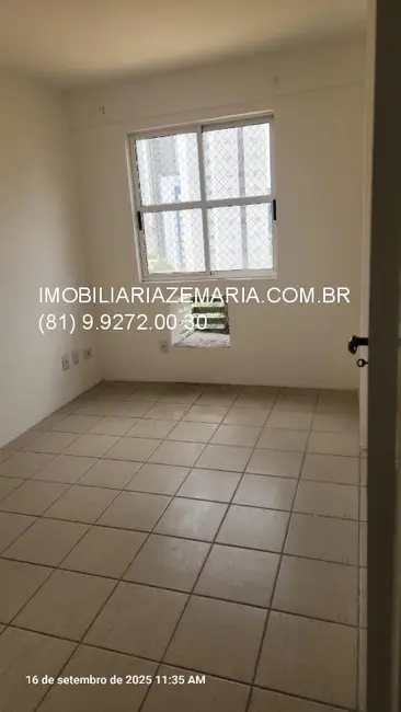 Foto 2 de Apartamento com 1 quarto à venda, 40m2 em Casa Forte, Recife - PE