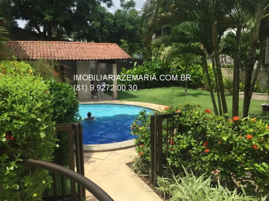 Casa com 4 quartos à venda, 245m2 em Apipucos, Recife - PE - imagem 3 Foto 3 de Casa com 4 quartos à venda, 245m2 em Apipucos, Recife - PE