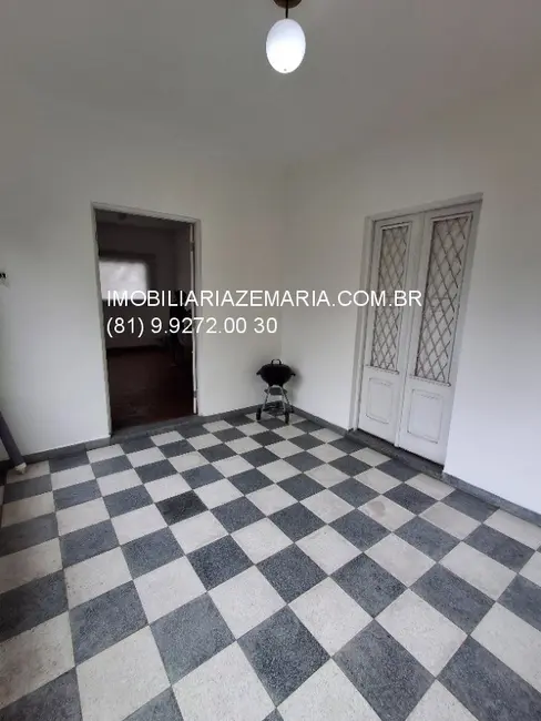 Casa com 5 quartos à venda, 360m2 em Parnamirim, Recife - PE - imagem 3 Foto 3 de Casa com 5 quartos à venda, 360m2 em Parnamirim, Recife - PE