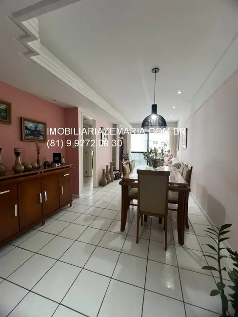 Foto 3 de Apartamento com 2 quartos à venda, 77m2 em Madalena, Recife - PE