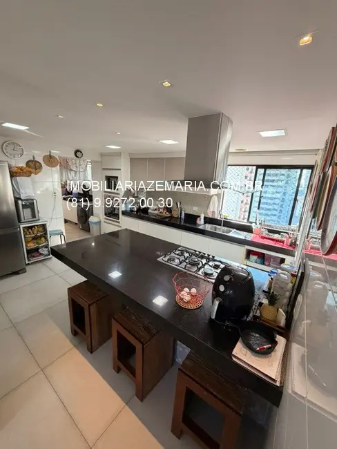 Apartamento com 4 quartos à venda, 250m2 em Casa Forte, Recife - PE - imagem 6 Foto 6 de Apartamento com 4 quartos à venda, 250m2 em Casa Forte, Recife - PE