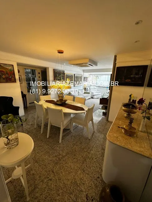 Apartamento com 3 quartos à venda, 106m2 em Casa Forte, Recife - PE - imagem 2 Foto 2 de Apartamento com 3 quartos à venda, 106m2 em Casa Forte, Recife - PE