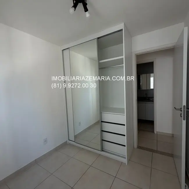 Foto 4 de Apartamento com 2 quartos à venda, 57m2 em Santo Amaro, Recife - PE