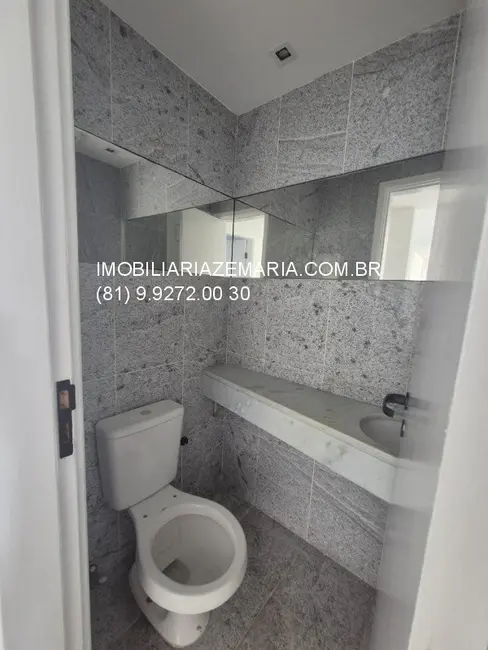 Foto 4 de Apartamento com 4 quartos à venda, 200m2 em Casa Forte, Recife - PE