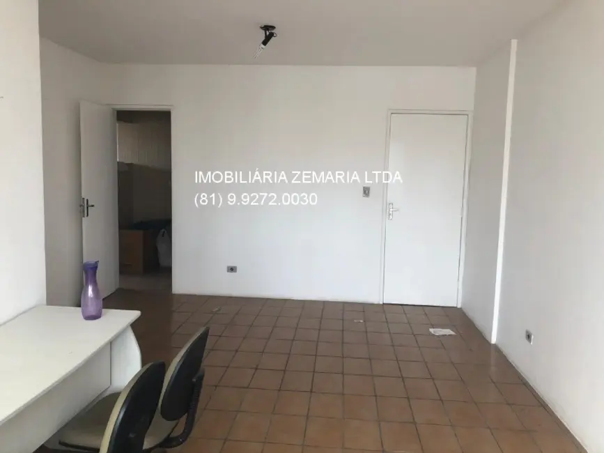 Foto 2 de Apartamento com 2 quartos à venda, 76m2 em Madalena, Recife - PE