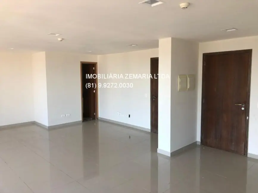 Foto 3 de Sala Comercial para alugar, 64m2 em Ilha do Leite, Recife - PE