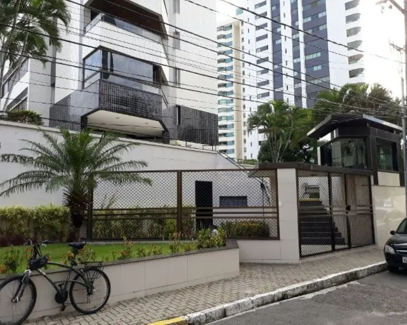 Foto 1 de Apartamento com 4 quartos à venda, 180m2 em Casa Amarela, Recife - PE